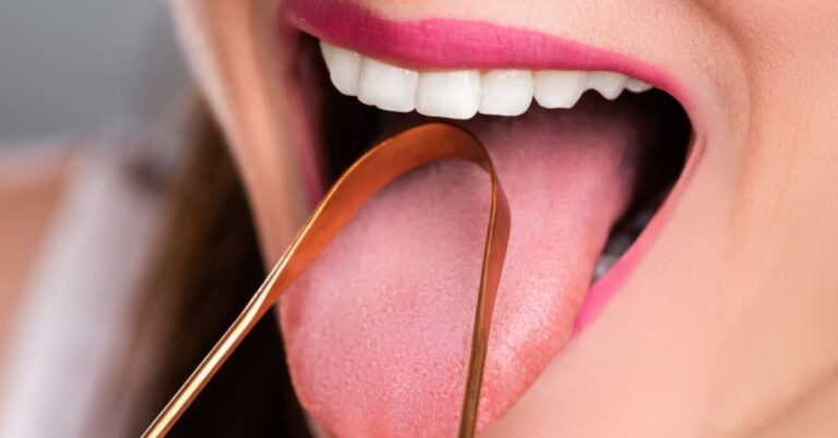 How to Clean Your Tongue