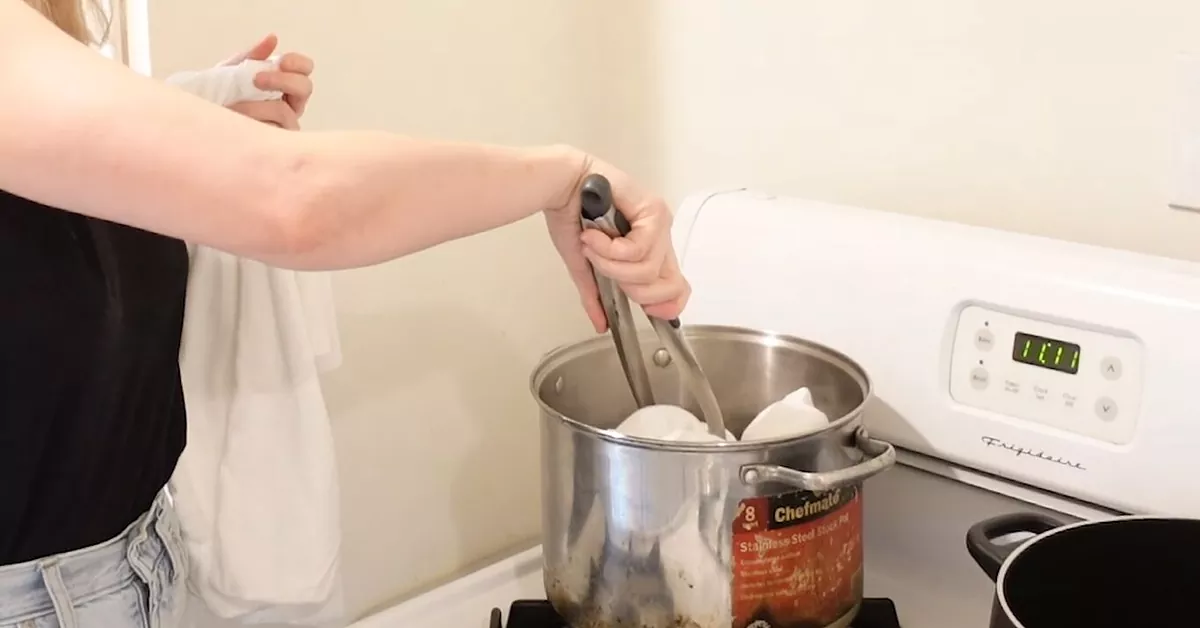How to Dye Clothes at Home Without Damaging Fabric